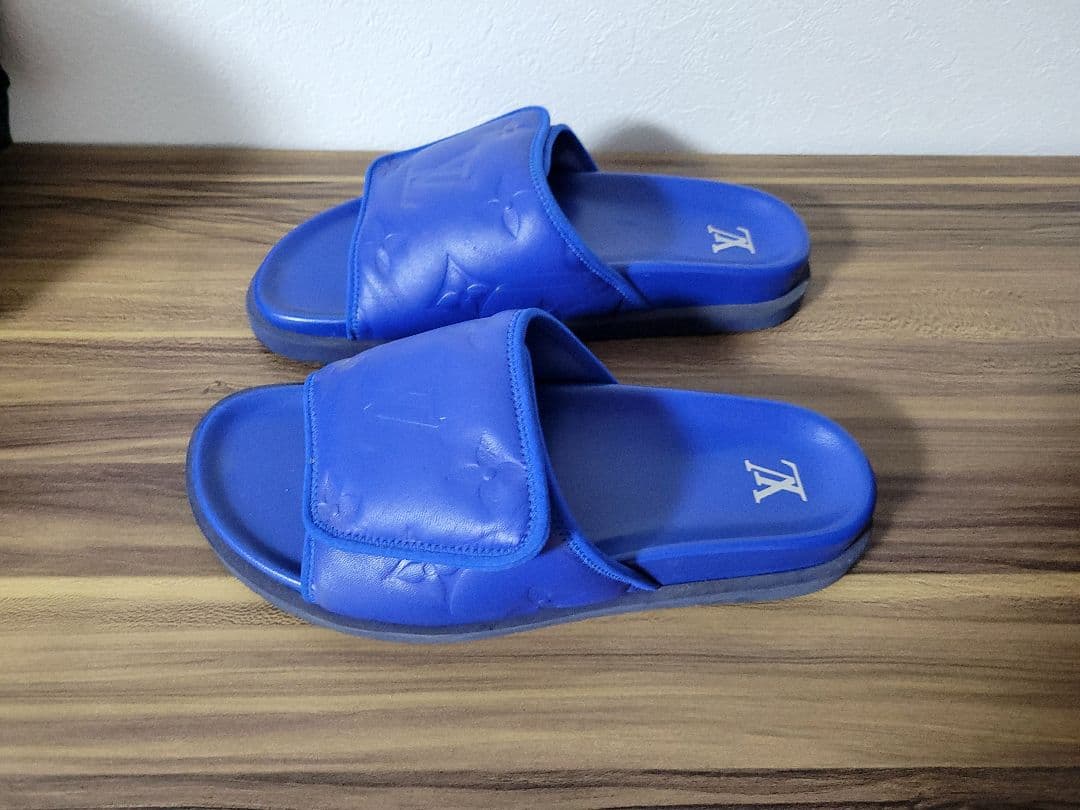 ヴィトン　サンダル　青色