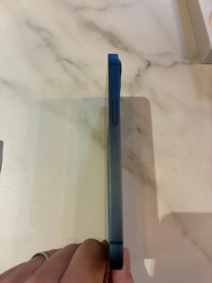 【美品】Apple iPhone 13 ブルー 本体と箱