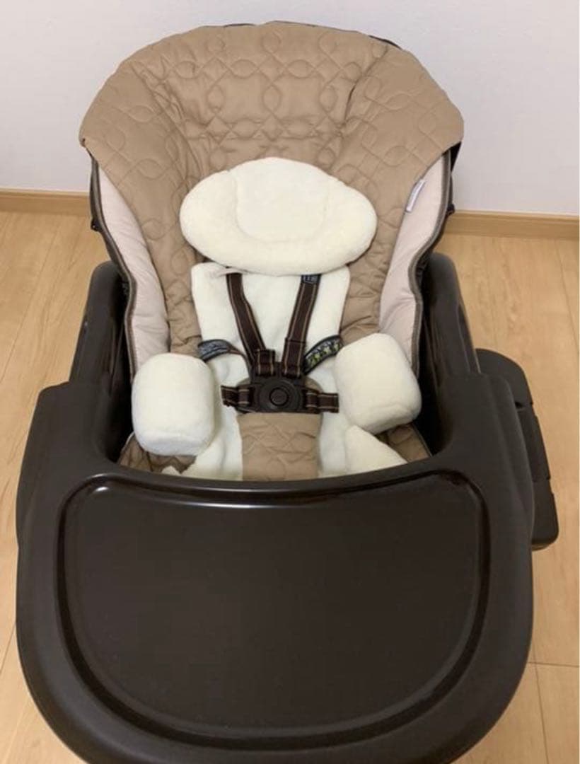 (フリマ出品のため11/8まで)コンビ ネムリラ オートスウィング電動バウンサー