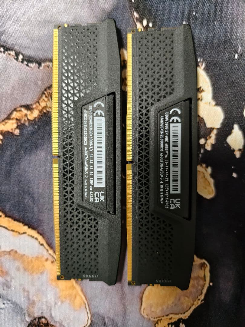 CORSAIR DDR5-6000MHz 32GB（16GBx2)