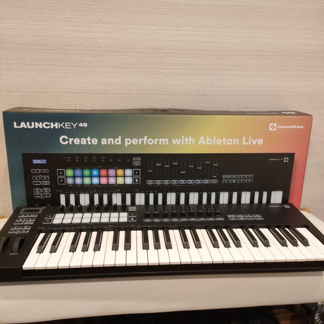 ノベ−ション　ロ-ンチキ-Mk3　 　　　　　　　 49鍵　美品　お値下げ