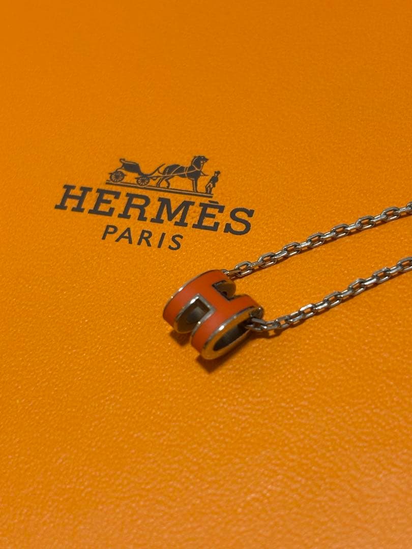 HERMES エルメス　ポップアッシュネックレスH オレンジ×シルバー