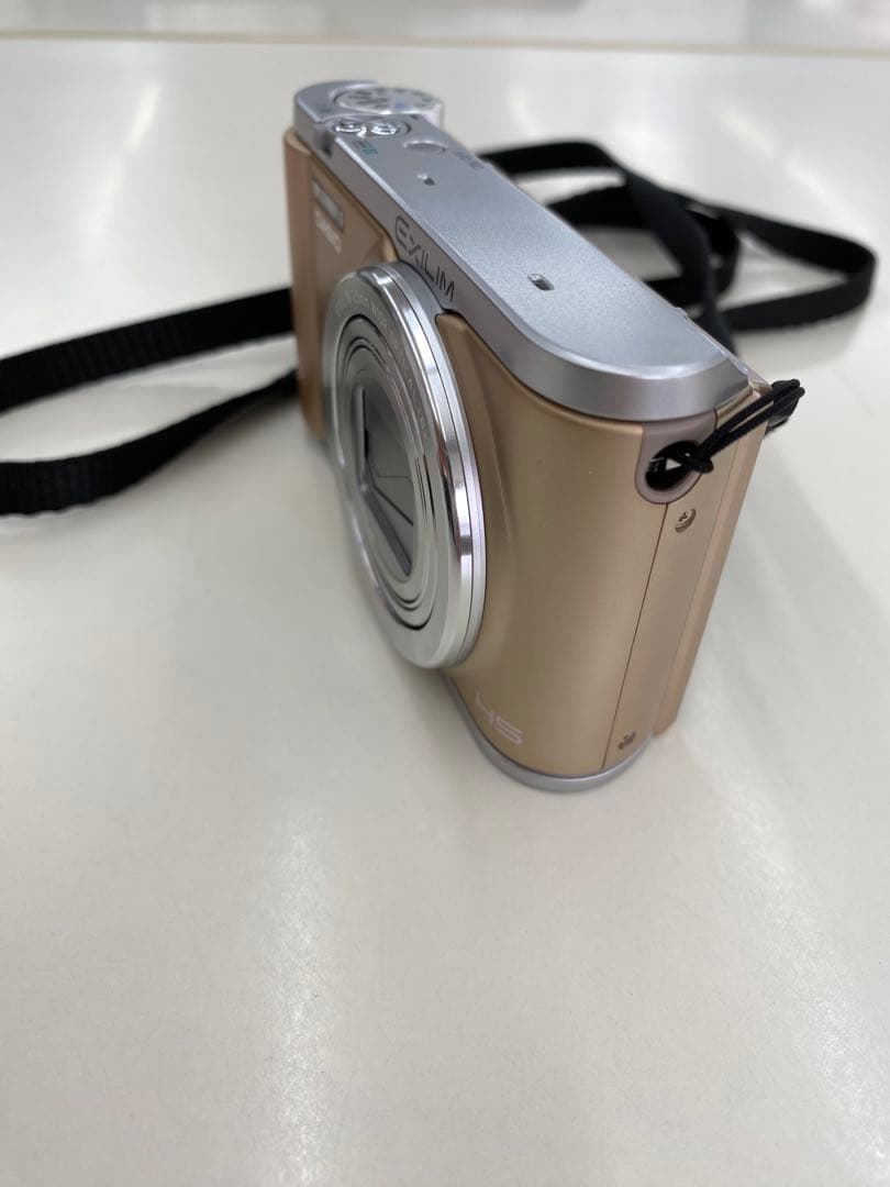 デジタルカメラ CASIO EXILIM EX-ZR1800