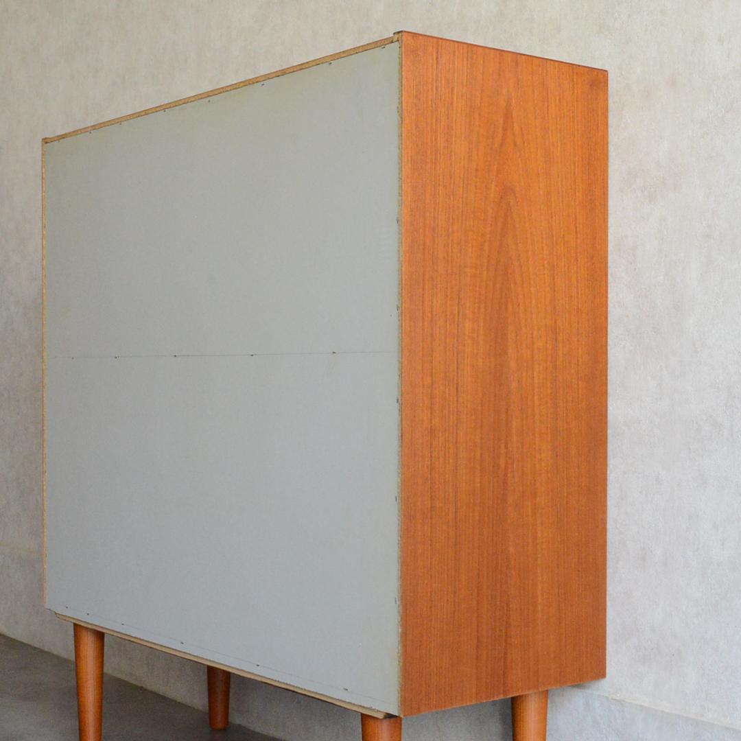 デンマーク 北欧ヴィンテージ チーク シェルフ 木扉引戸 北欧家具 キャビネット