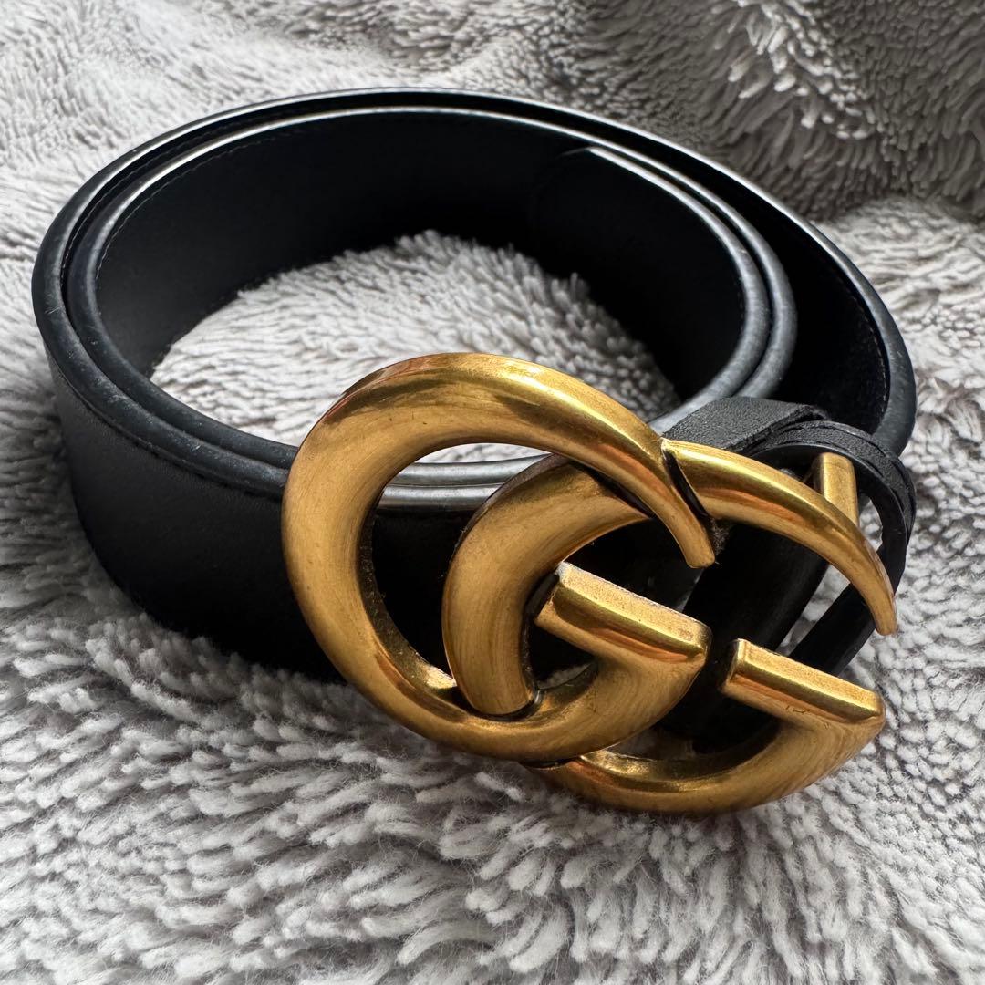 さち GUCCI ブラックレザー GGロゴ ベルト