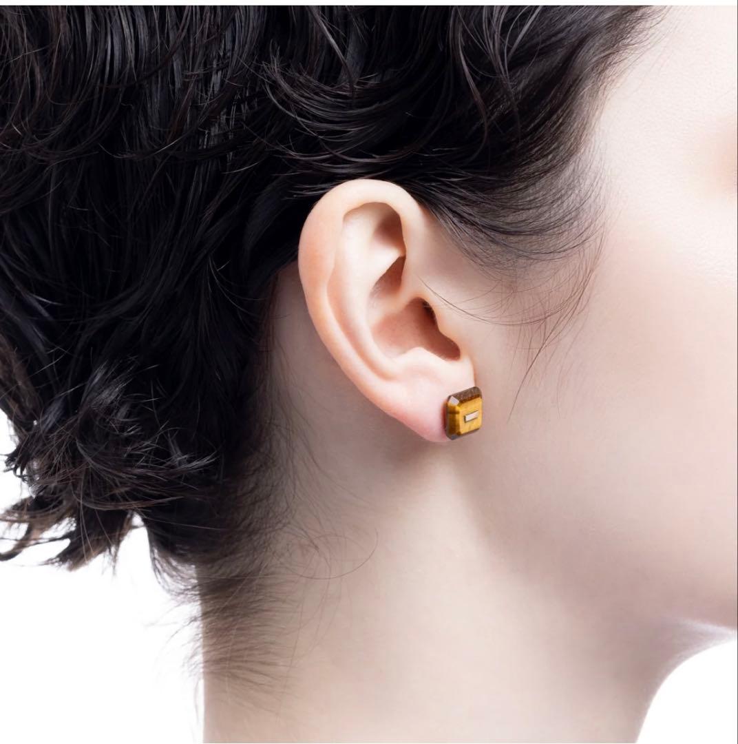 新品　ヒロタカ　ネイキッド スクエア ストーンスタッド ピアス　タイガーアイ