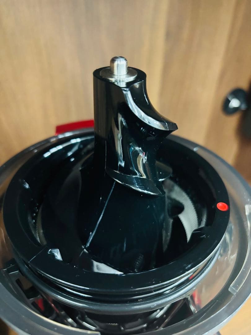 Kuvings クビンス　サイレントジューサー　レッド　JSG-82S(R)