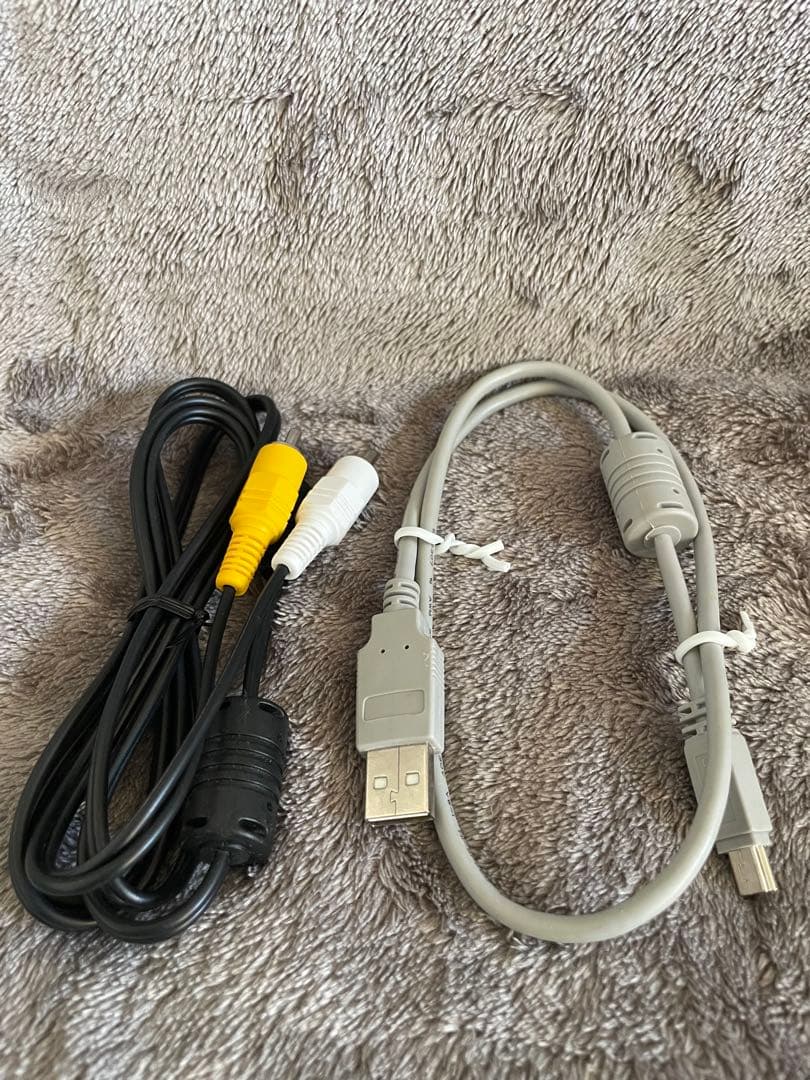 【美品】RICOH CX4 シャンパンゴールド コンデジ【動作確認済】