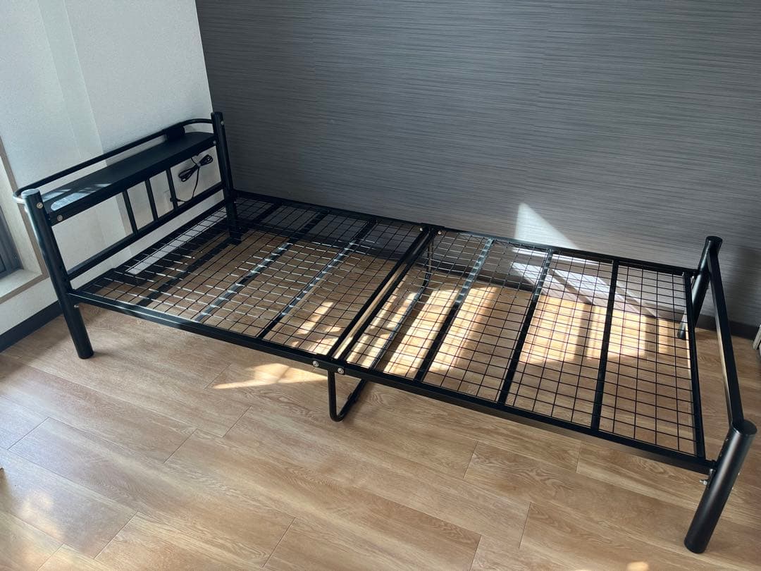 【おしゃれ&機能的】LOWYA シングルベッドフレーム ブラック