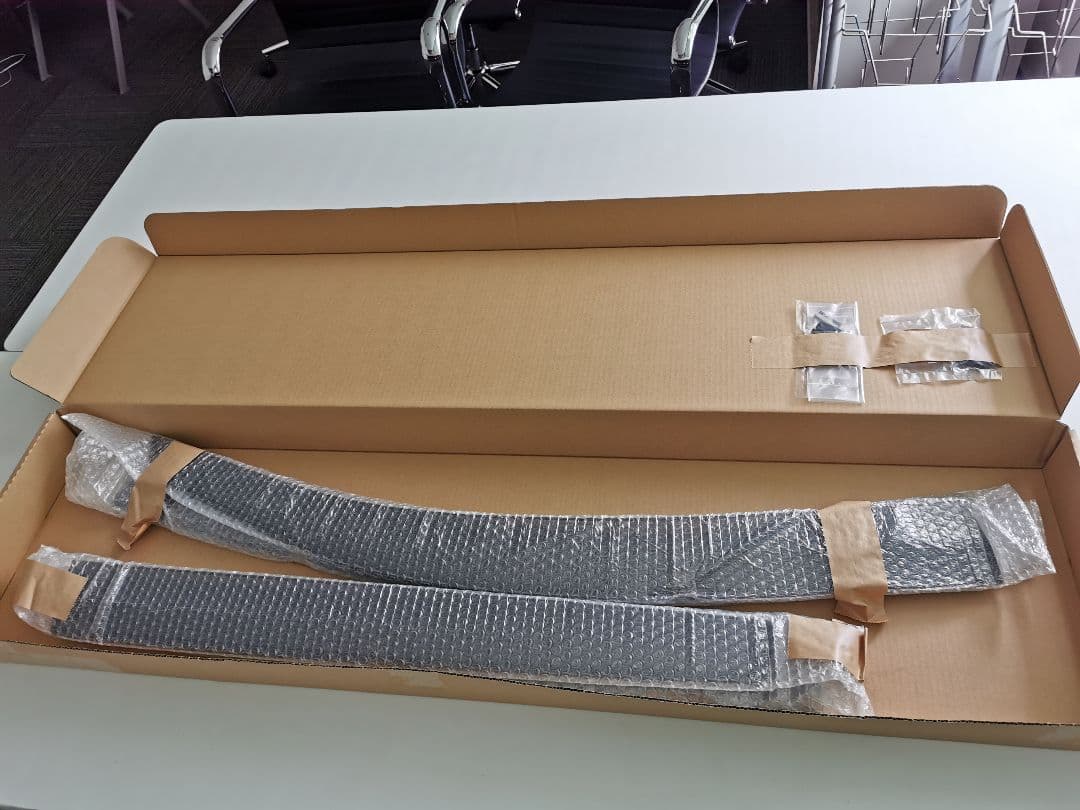 SUBARU ドアバイザー 取り付け金具付き