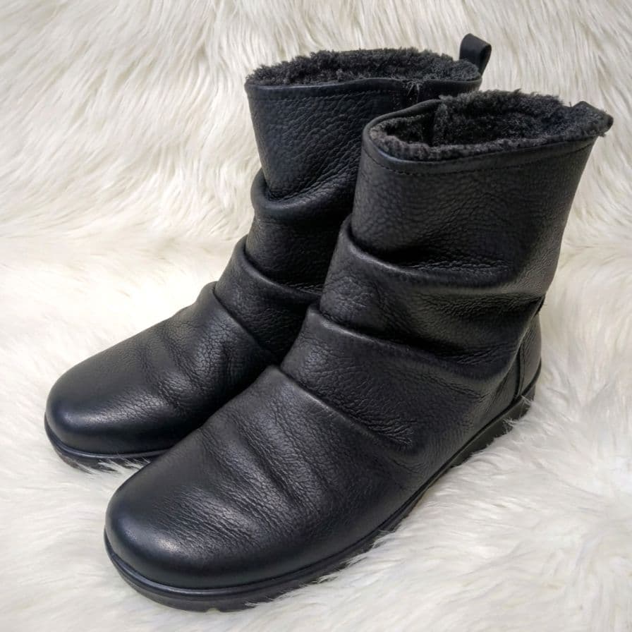 エコー【美品】BABETT BOOT　撥水　レザー　サイドジップ　フラットブーツ