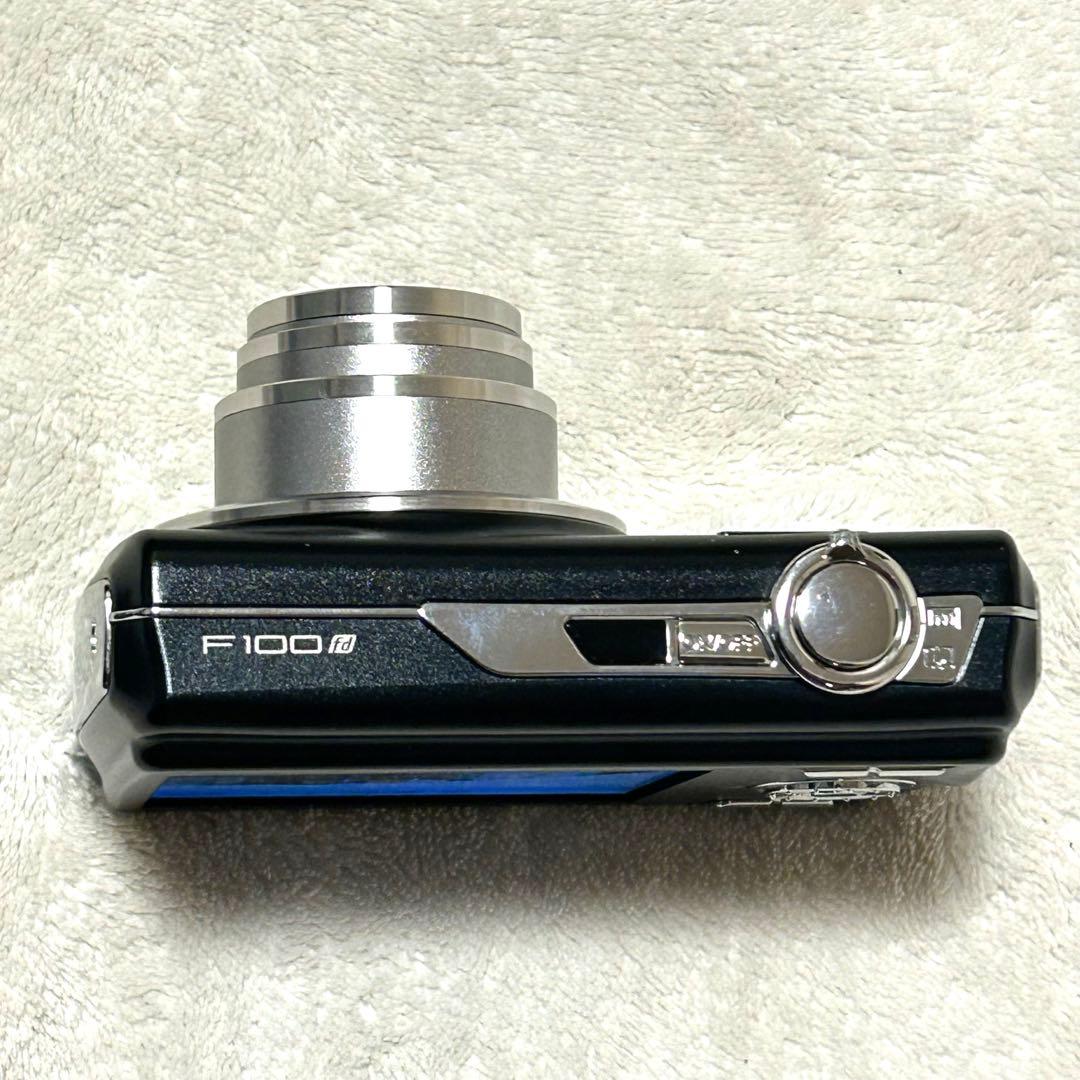 【極美品 動作確認済】FUJIFILM FinePix F100fd ブラック