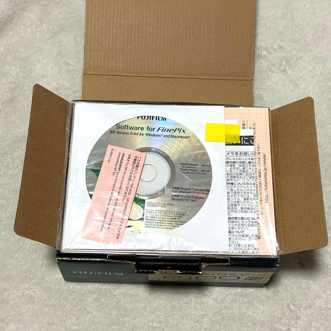 【極美品 動作確認済】FUJIFILM FinePix F100fd ブラック