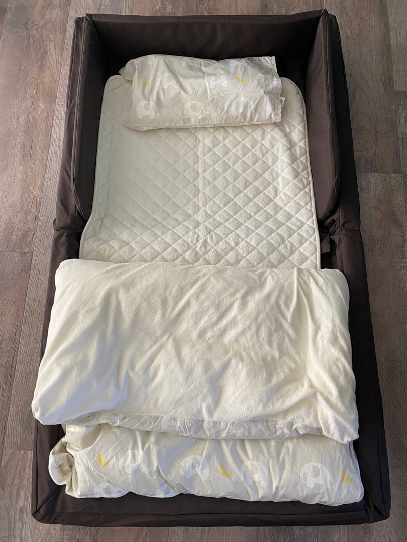 フォルスカ farska コンパクトベッド L ラージサイズ　ブラウン