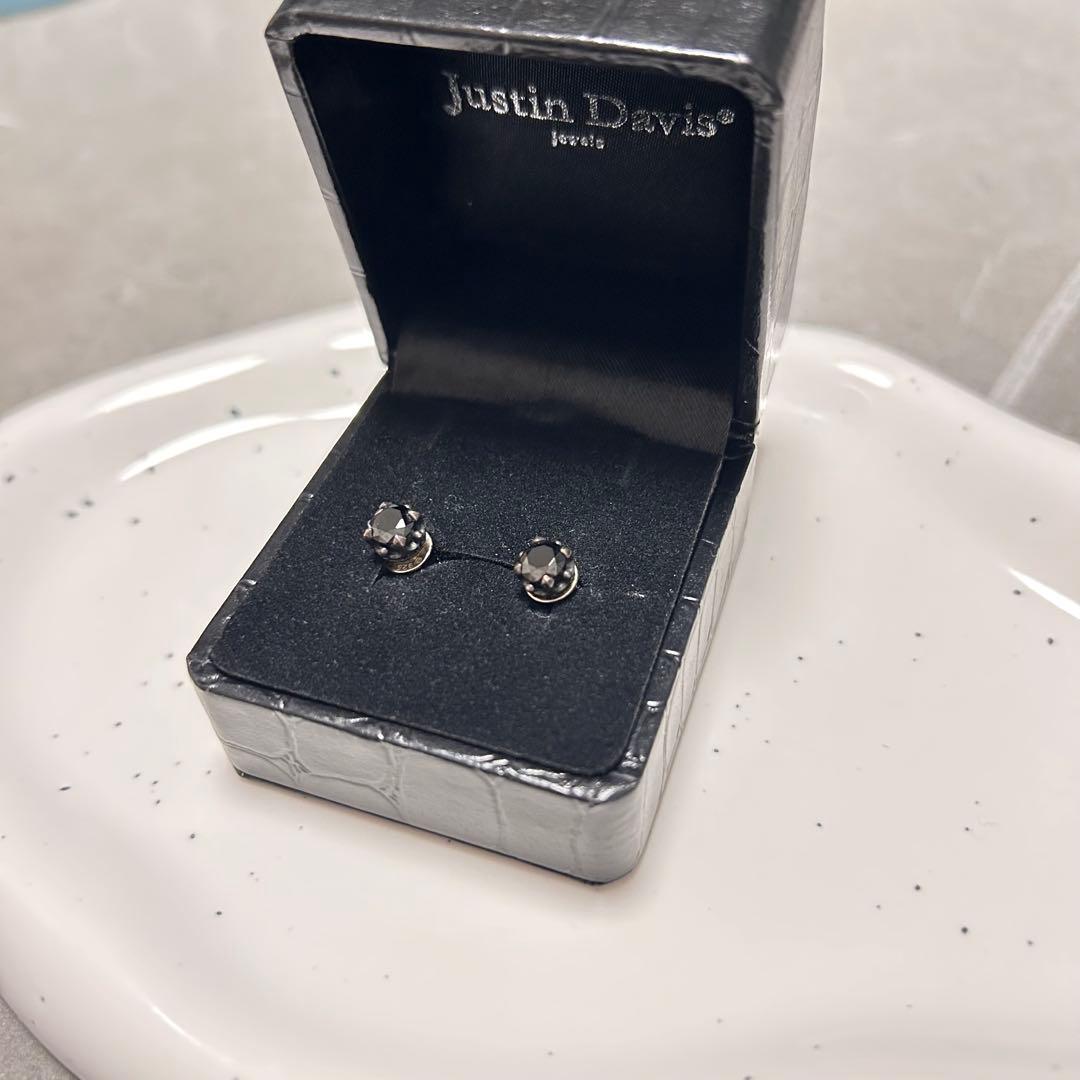 ジャスティンデイビス　クラウン両耳ピアス