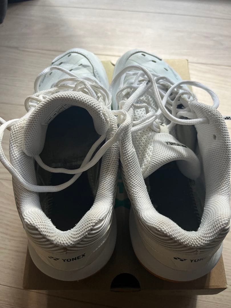 ヨネックス パワークッション65z 海外限定モデル 白　ホワイト　日本未発売