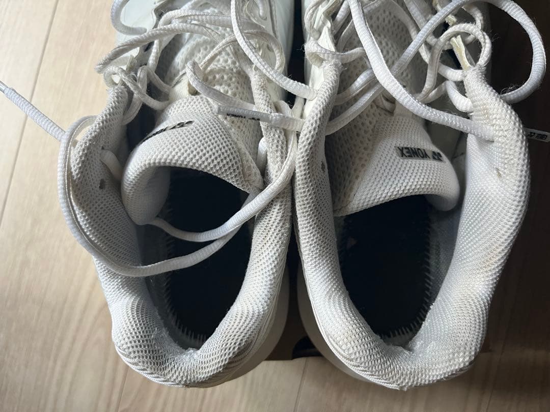 ヨネックス パワークッション65z 海外限定モデル 白　ホワイト　日本未発売