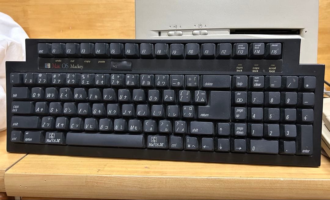 珈*き様 【ジャンク品】Macintosh Color Classic Ⅱ 一式