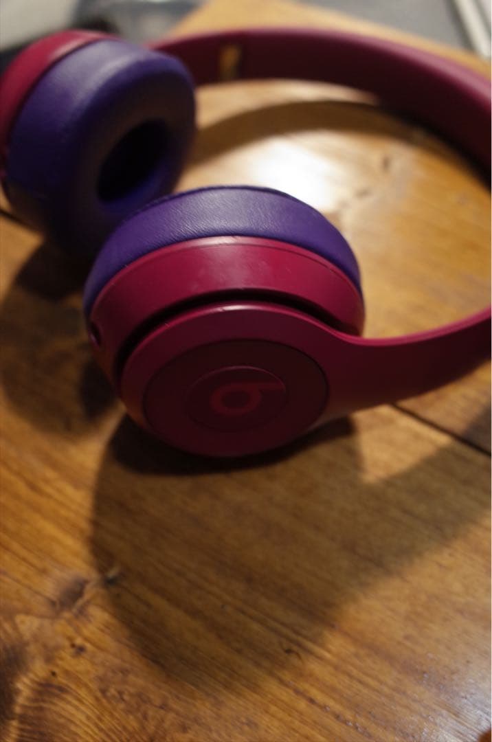 ヘッドホン Beats Solo3 Wireless Brick Red
