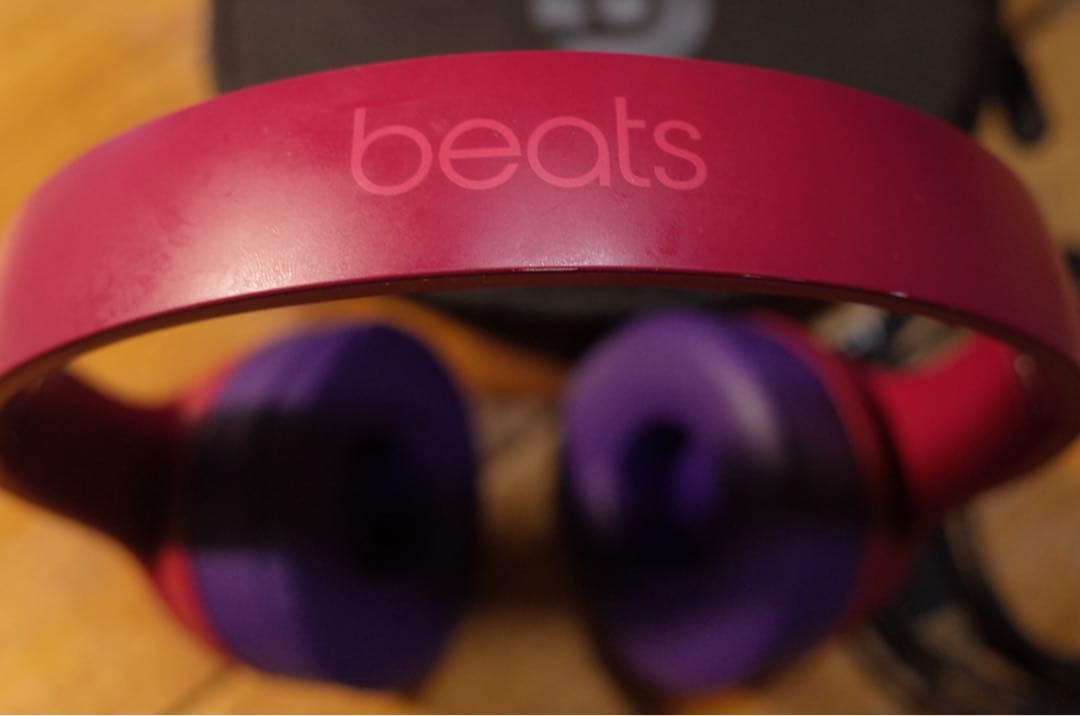 ヘッドホン Beats Solo3 Wireless Brick Red