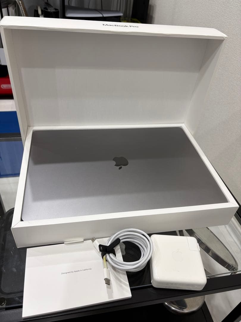 MacBook本体 MacBook Pro 16\