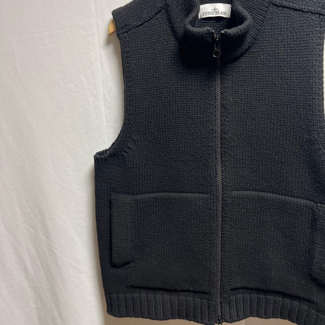 STONE  ストーンアイランド　ニットベスト　7715535A3