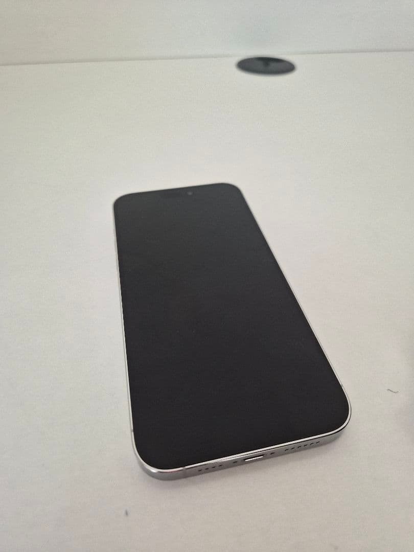 Apple iPhone 14 Pro ホワイト 本体