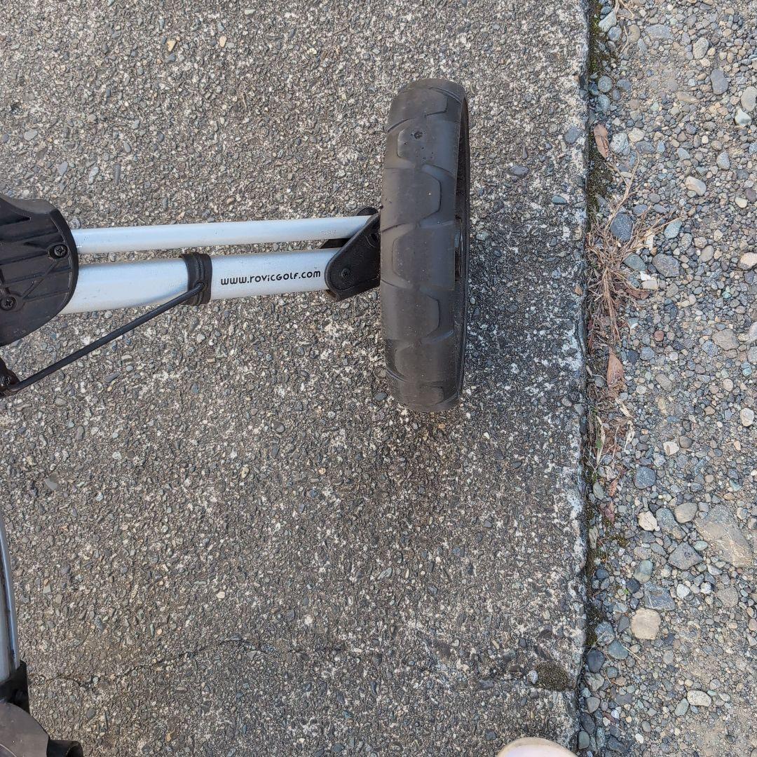 ROVIC 手押しゴルフカート