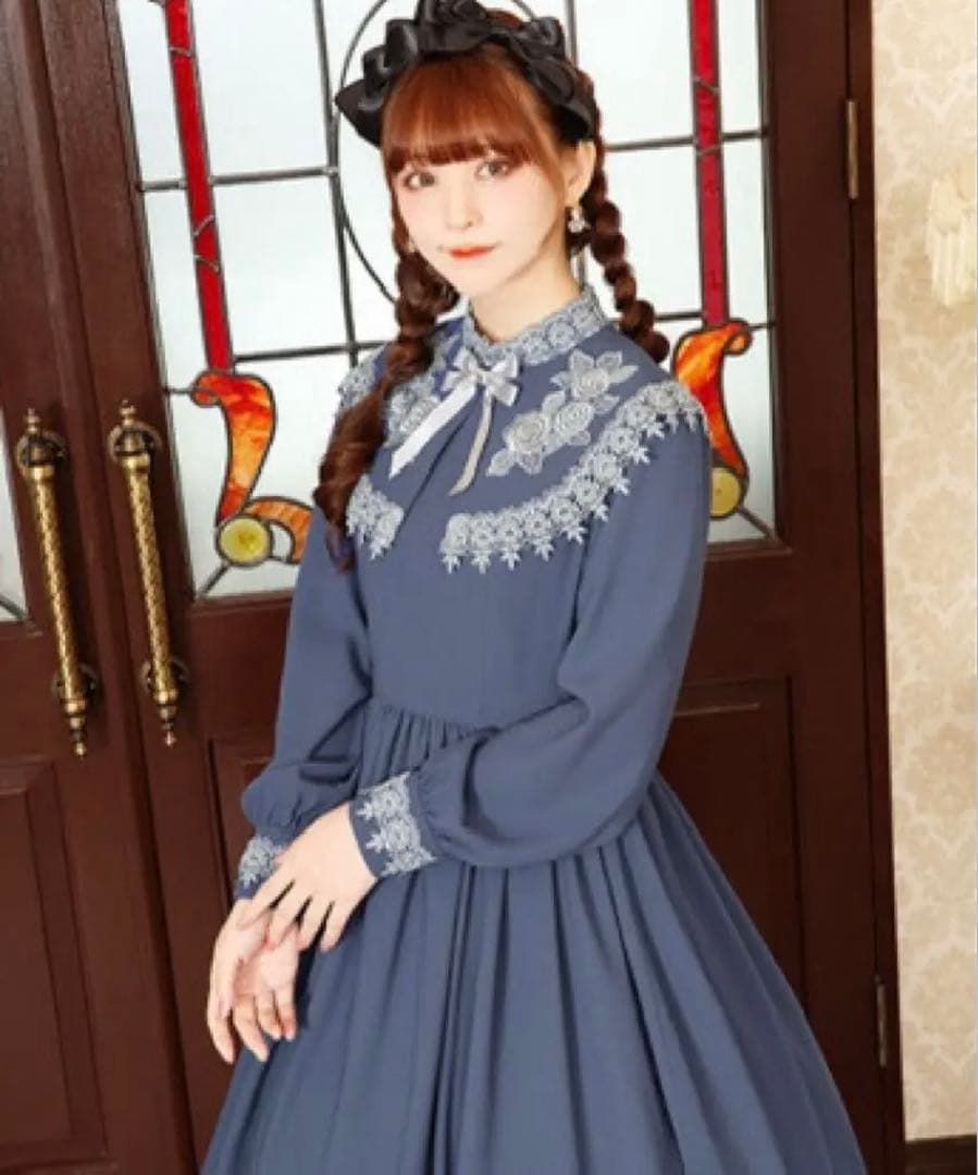 新品未使用タグ付き イノセントワールド コーデリアローズワンピース ブルー