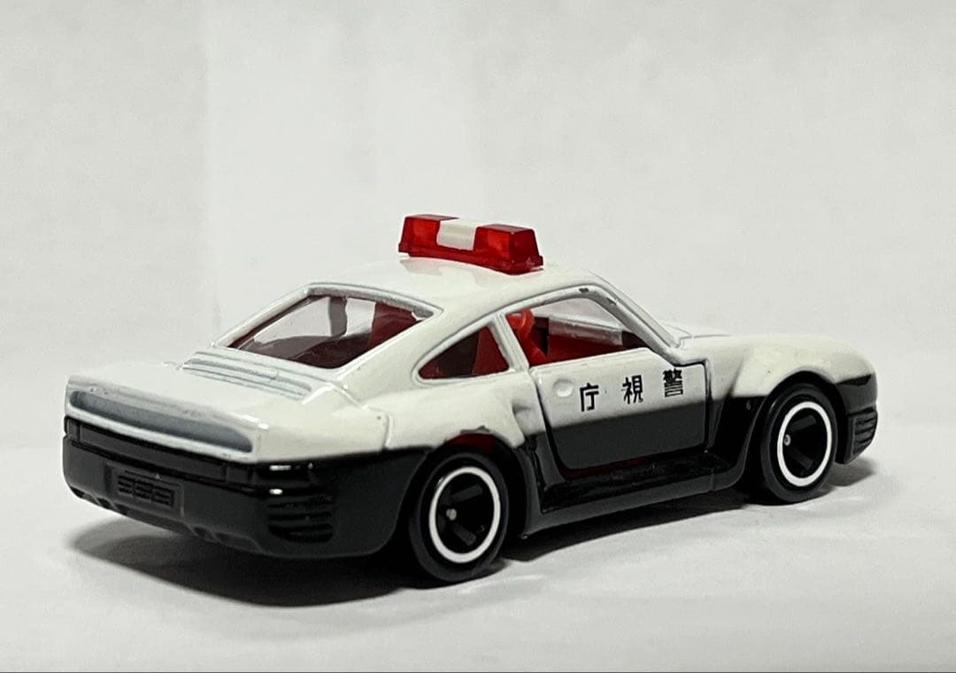 ア*ン様 トミカ No.106 ポルシェ959パトロールカー 日本製