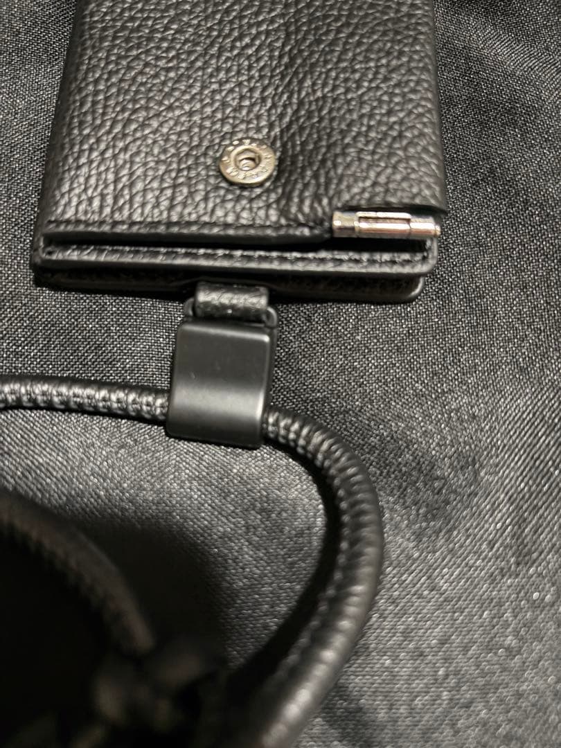 objects.io レザーストラップ