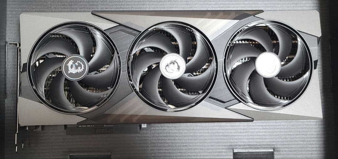 グラフィックボード・グラボ・ビデオカード MSI GeForce RTX 5080 16G GAMING TRIO OC