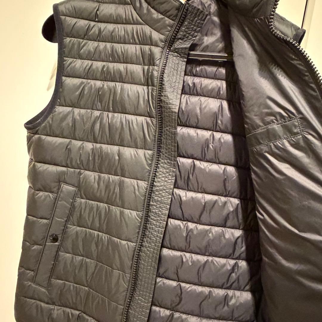 BOSS ダウンベスト