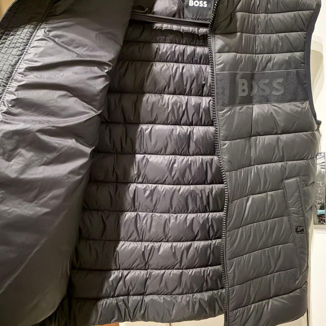 BOSS ダウンベスト