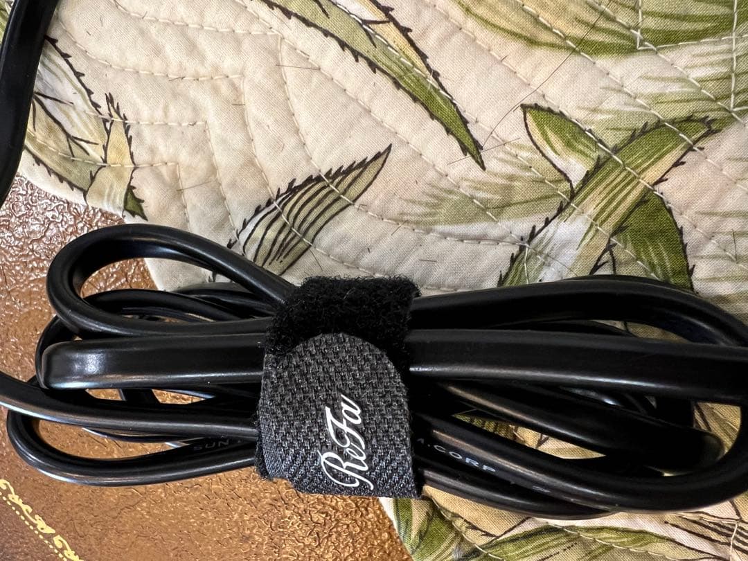 リファ　ビューテックリセッター　黒