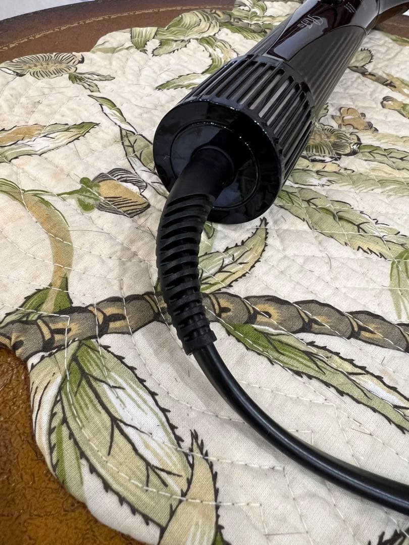 リファ　ビューテックリセッター　黒