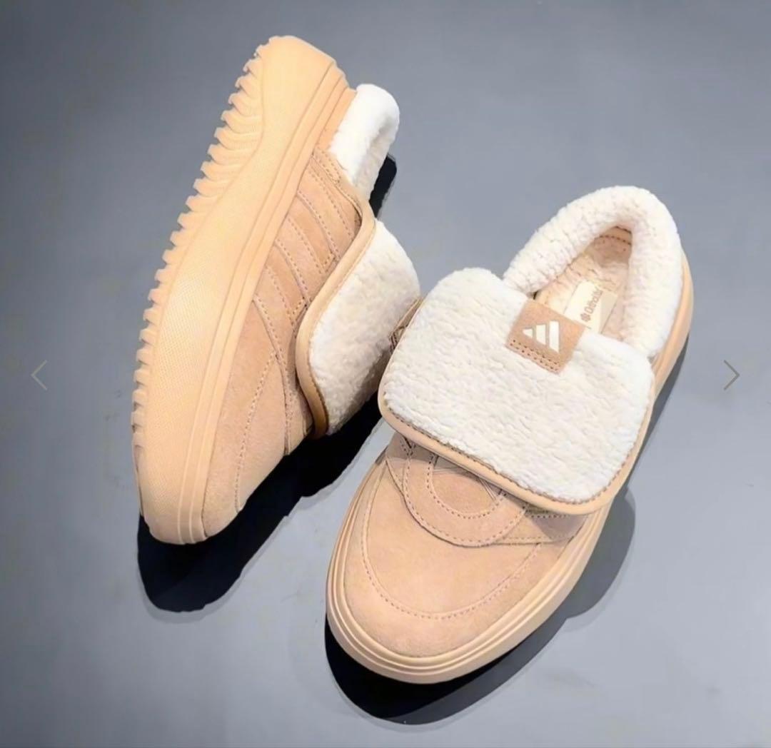 【韓国限定】24.5cmアディダスGRAND COURT MULEベージュ