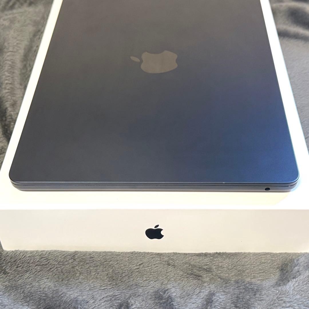 MacBook Air M2 256GB ミッドナイト