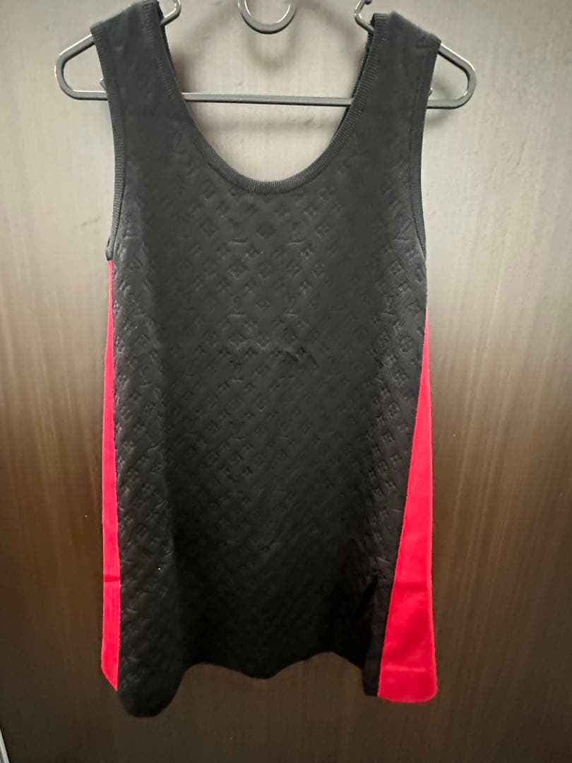 T*P様 美品！LOUIS VUITTON ワンピース ノースリーブ