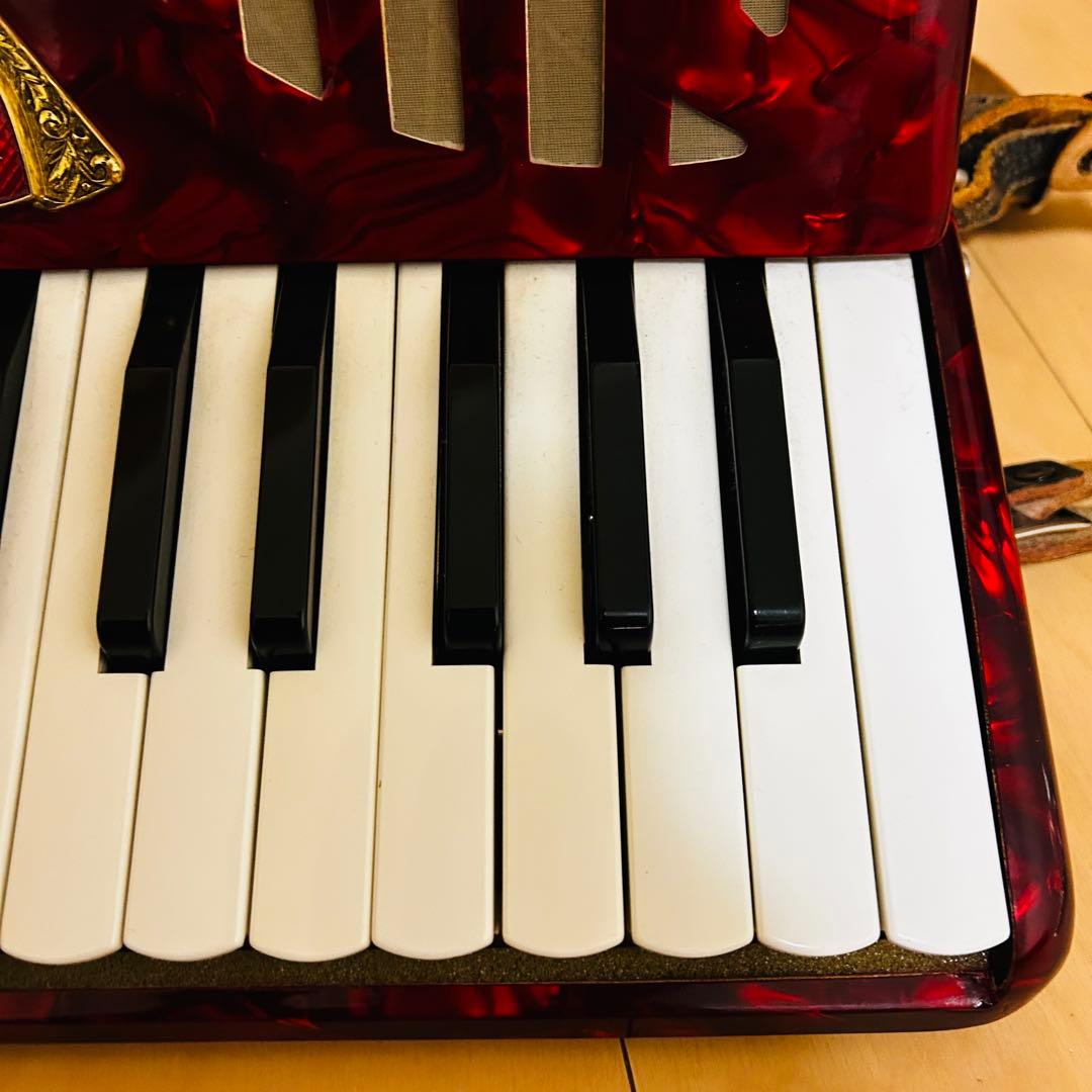 TOMBO トンボ アコーディオン No.211 30鍵盤