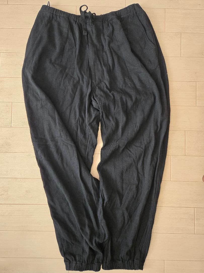 美品 comoli 25ss シルクネップドローストリングパンツ 3