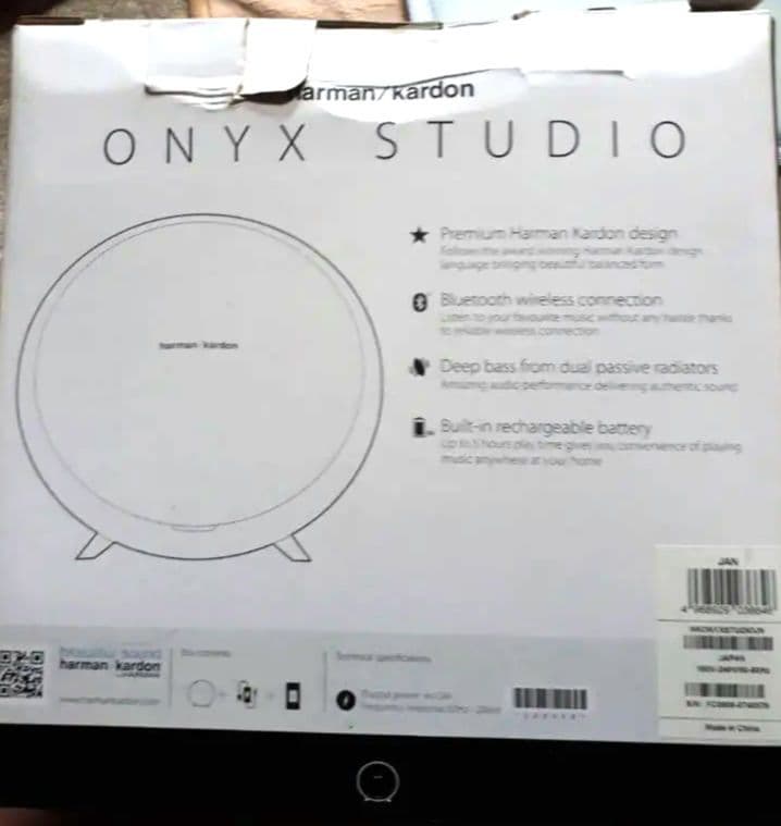 Ameさん専用　ハーマンカードン　bluetoothスピーカー