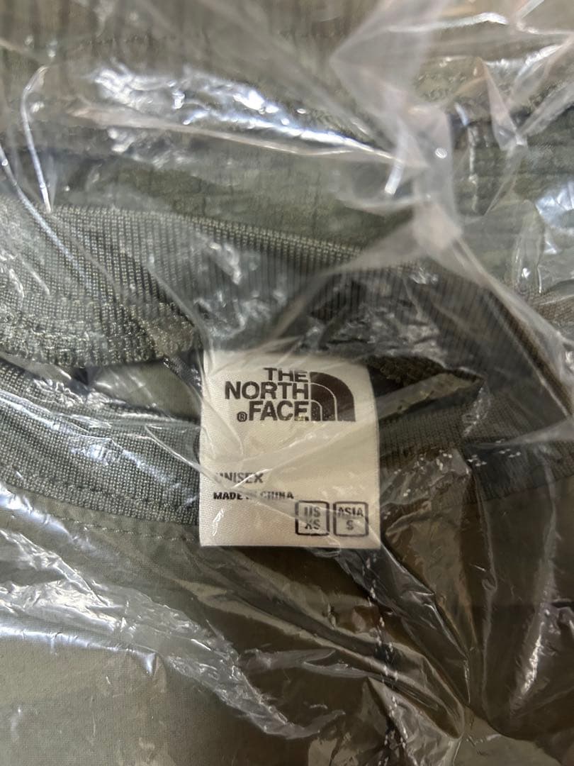 は*と様 INVINCIBLE x THE NORTH FACE CREWNEC