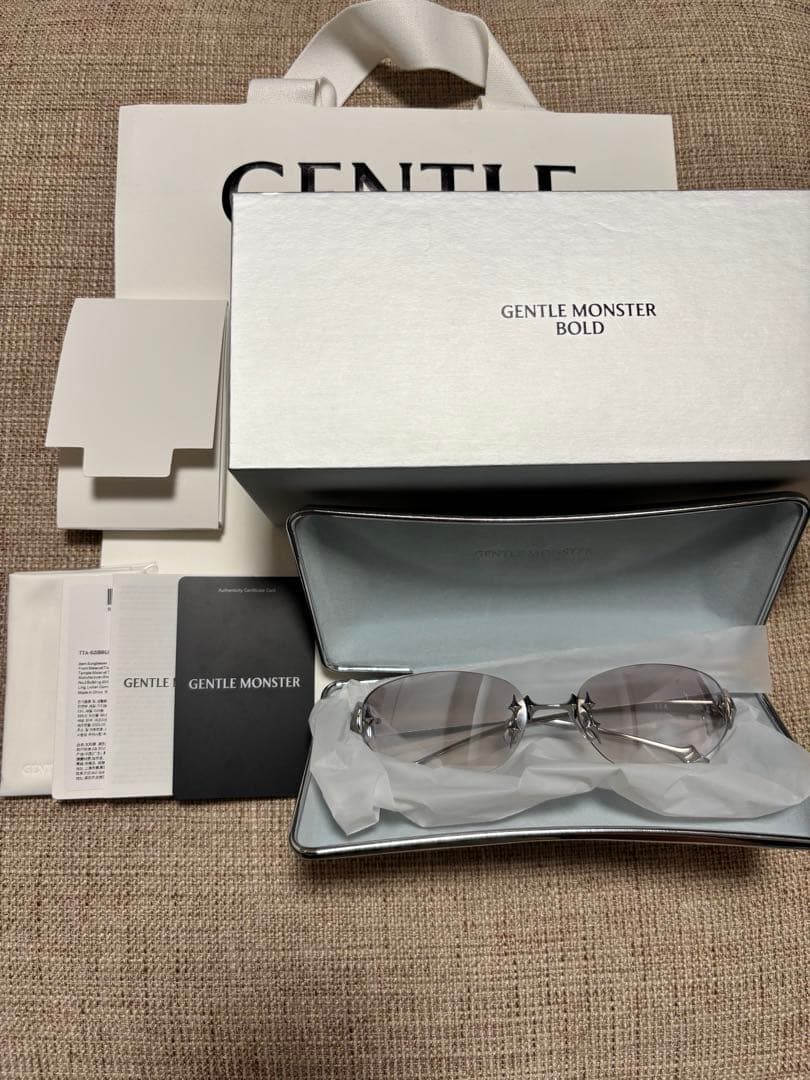 小物 GENTLE MONSTER TTA 02 (BRG)