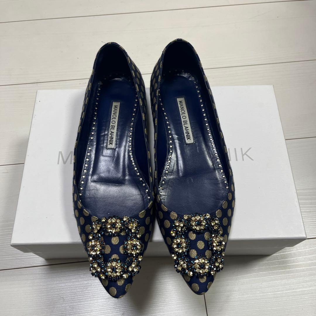 Manolo Blahnik ハンギシ 36 ネイビー ドット