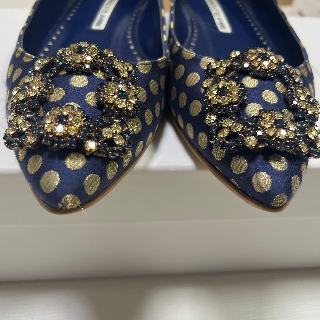 Manolo Blahnik ハンギシ 36 ネイビー ドット