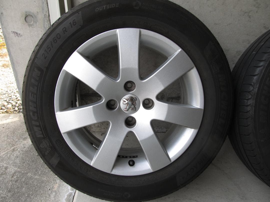 プジョー純正1６インチアルミホイール（Ｔ８５型3008で使用）
