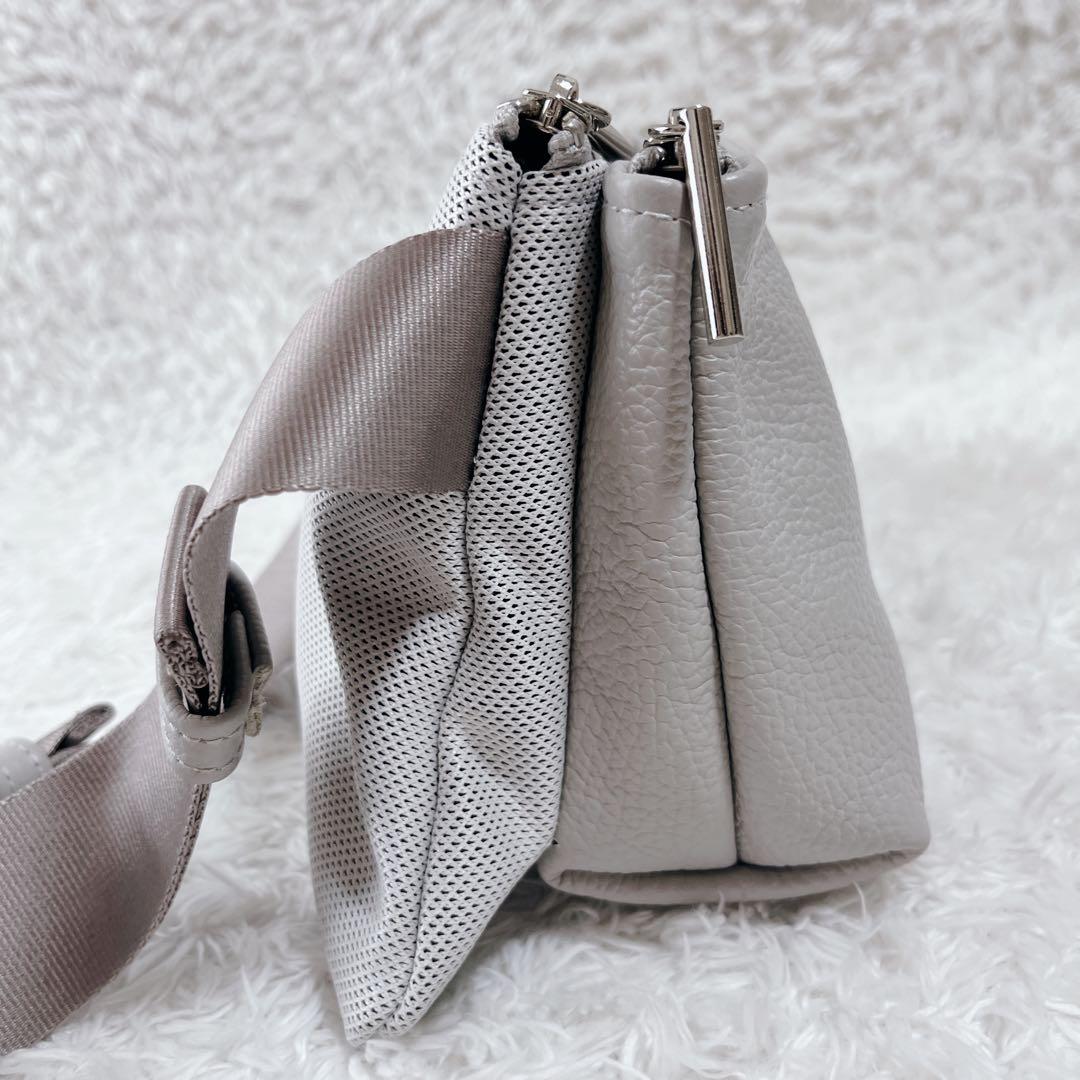 極美品✨chi.wata ボディバッグ　ウエストバッグ　ショルダー　グレー