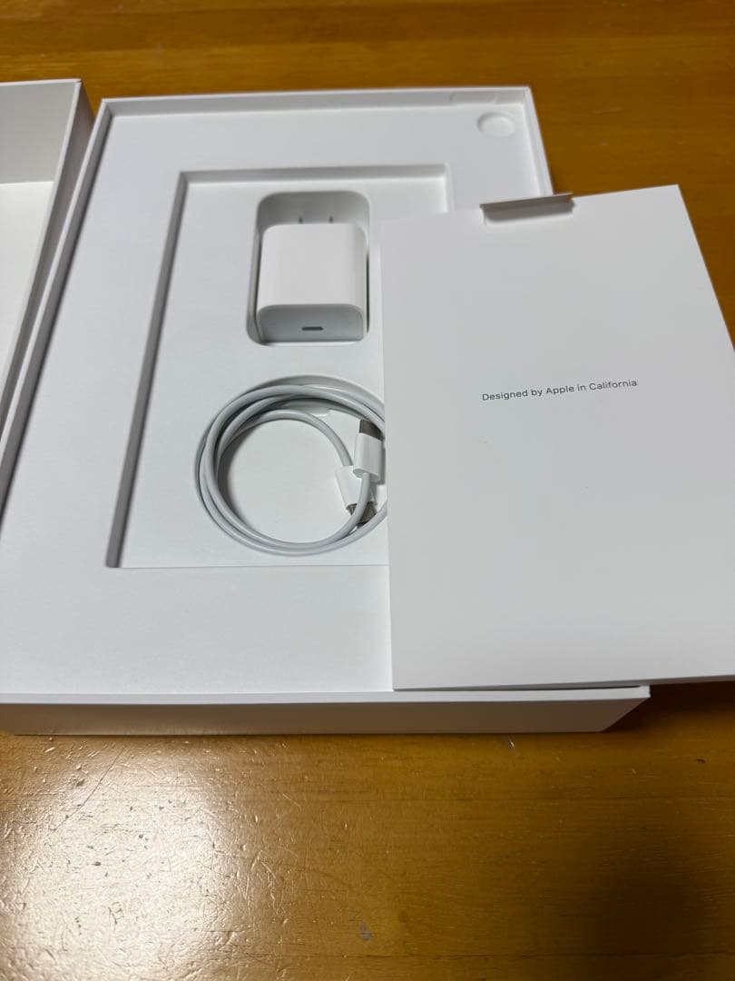 Apple iPad Air (第5世代) 64GB Wi-Fi ブルー