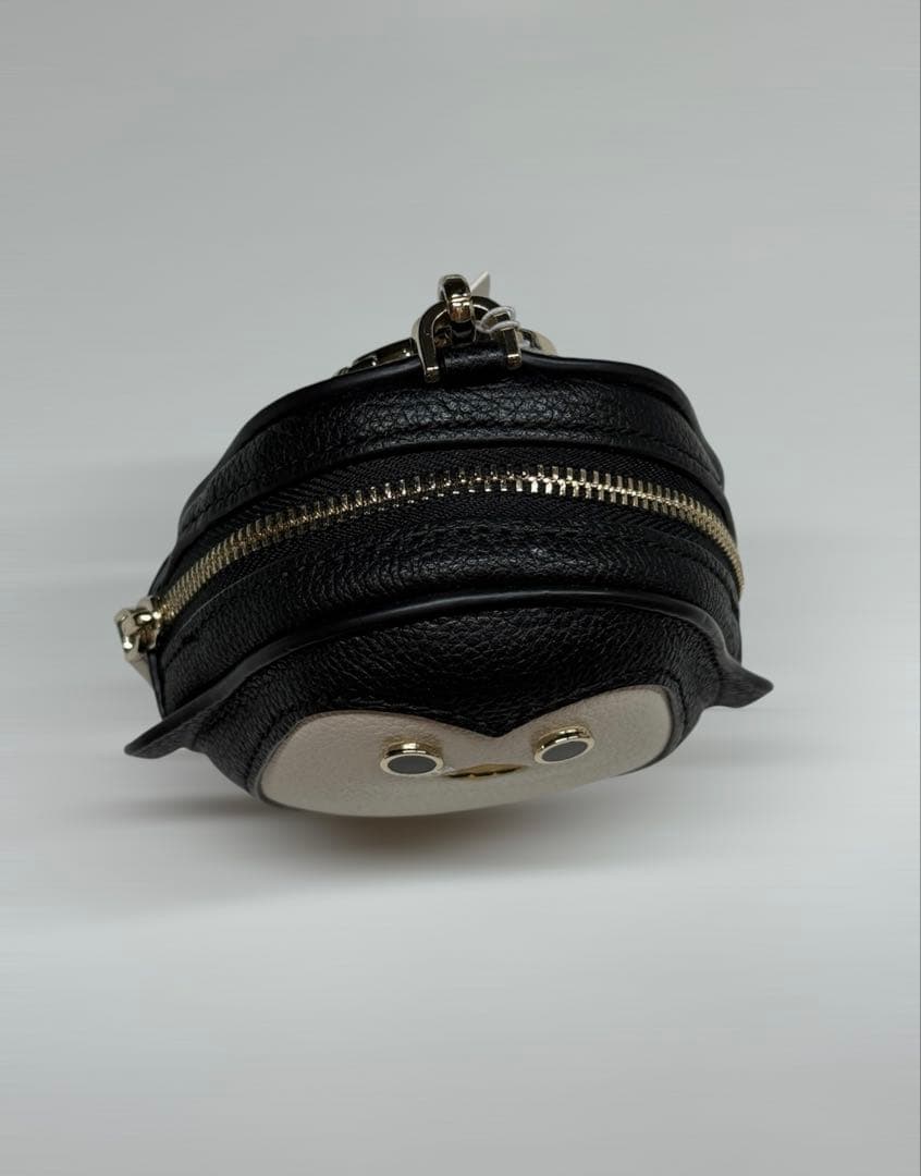 大人気！kate spade ペンギン型ケース coincase